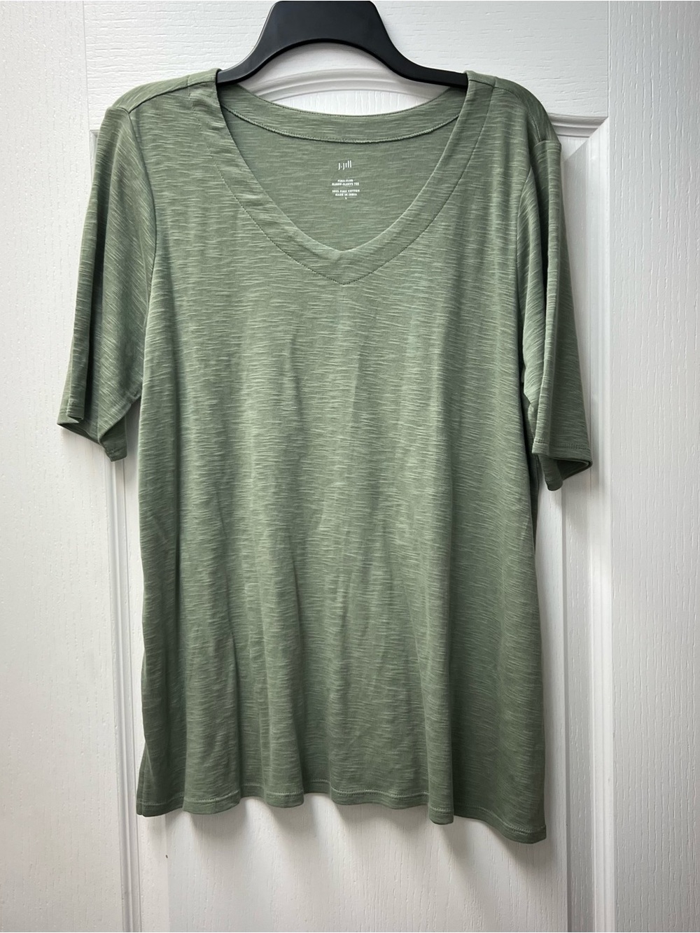 J Jill Sage Green Slub Cotton Short Sz Lg NWT